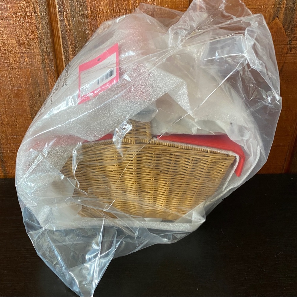 Kate Spade New York picnic 3d wicker picnic basket - Picture 6 of 6